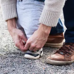 Ile większe buty dla dziecka, aby uniknąć problemów z chodzeniem