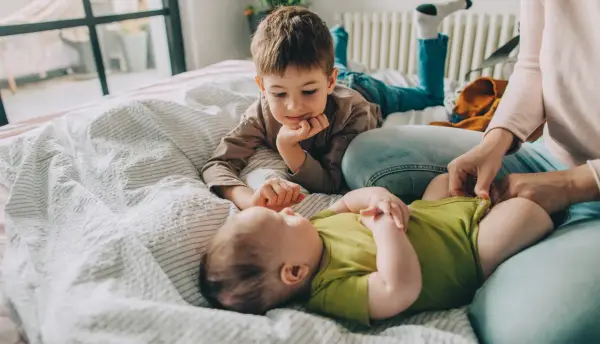 Ile rośnie dziecko w ciągu roku - Kiedy tempo jest prawidłowe?